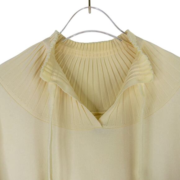 1970s Exmoor Vintage Cream Short Sleeved Pleated Collar Bow Blouse Union Made - Picture 5 of 11